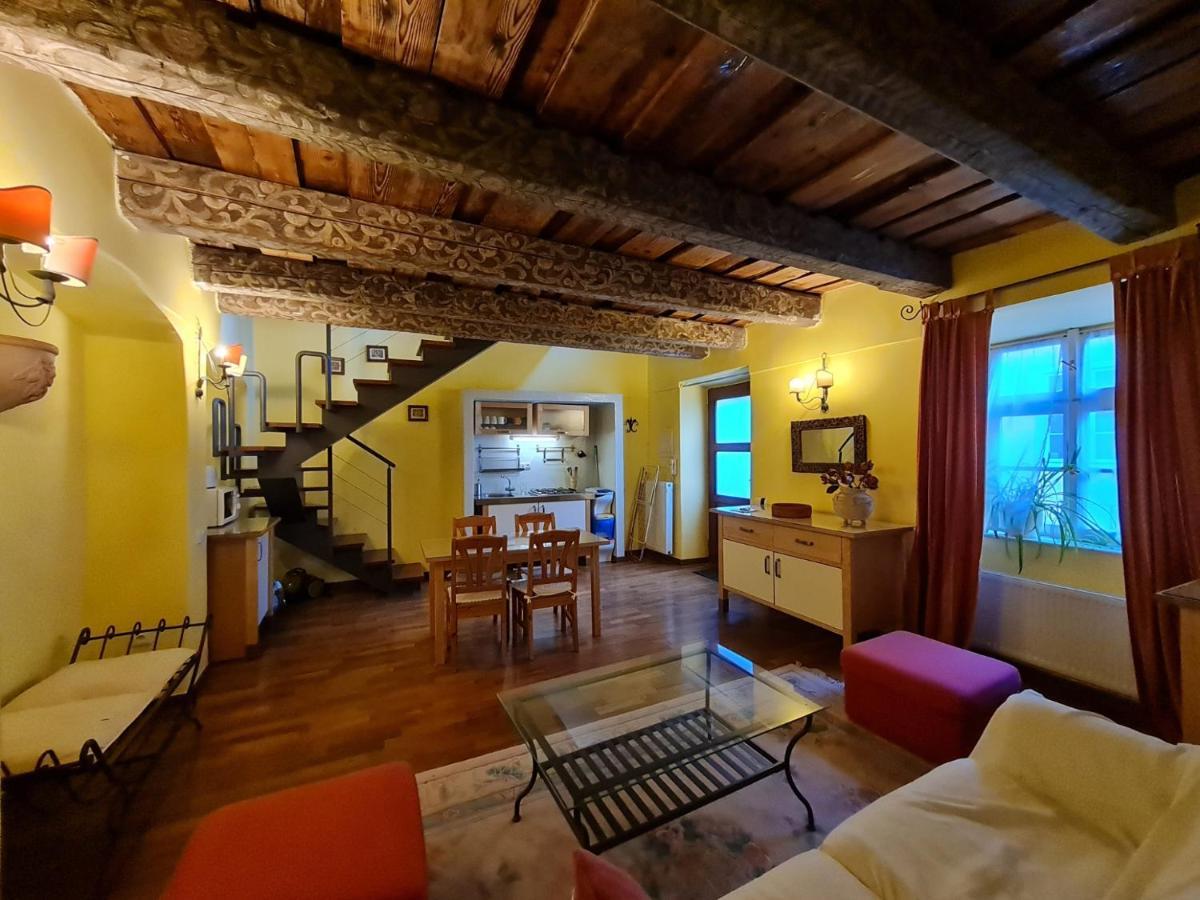 Magic Attic * Praga